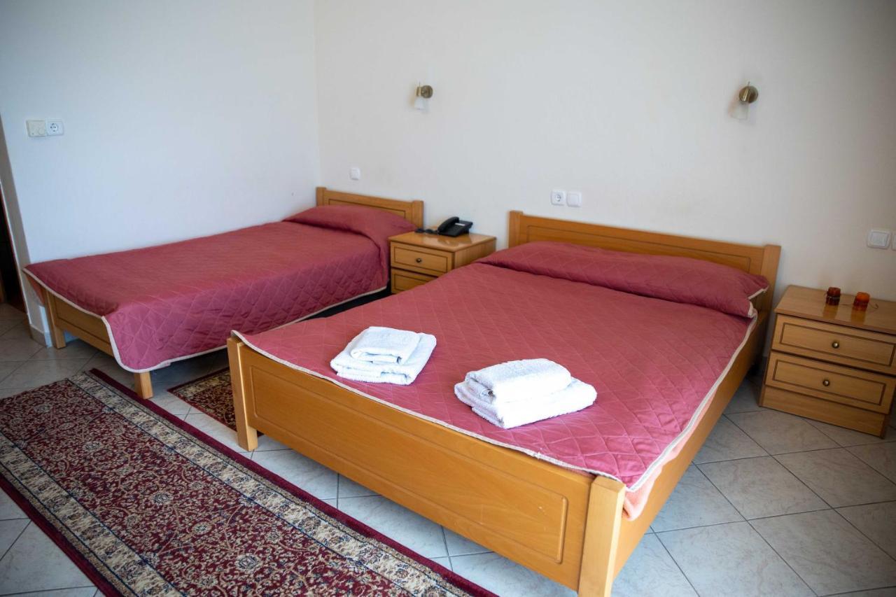 Hotel Kastro Sérvia Екстериор снимка