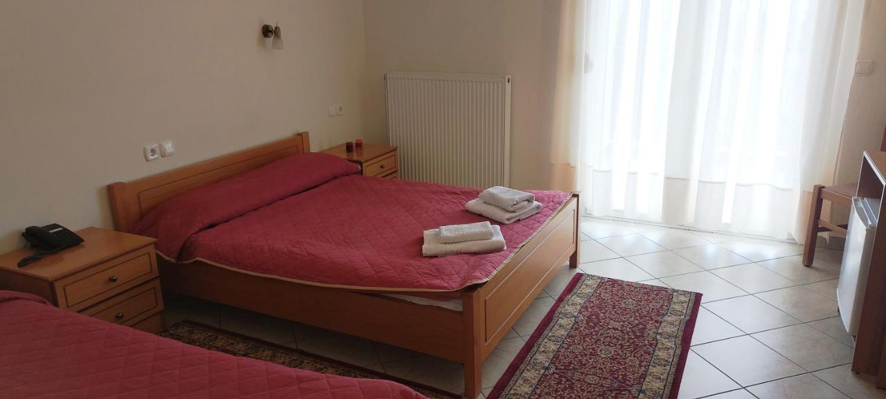 Hotel Kastro Sérvia Екстериор снимка