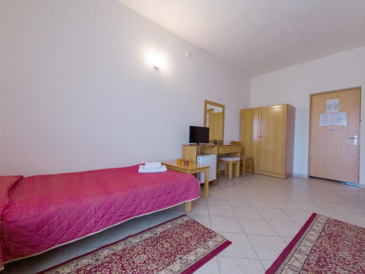 Hotel Kastro Sérvia Екстериор снимка