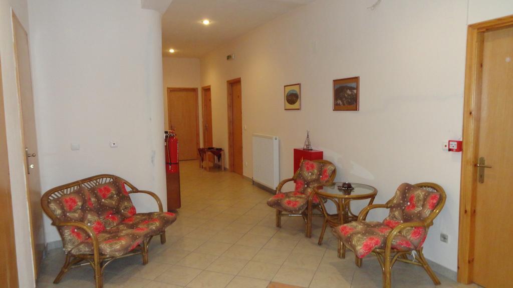 Hotel Kastro Sérvia Екстериор снимка